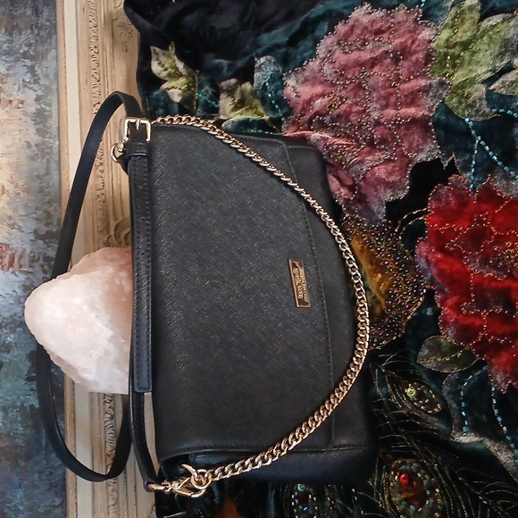 Firm $$ LIKE NEW!! Kate Spade Laurel Way Greer Crossbody Bag in black - Picture 3 of 15